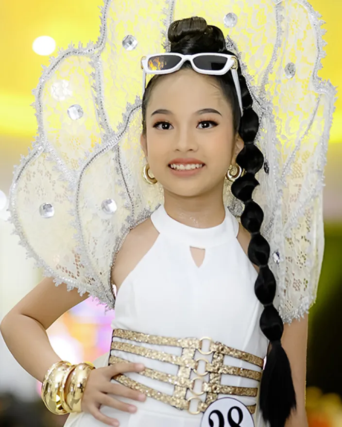 PRINCESS LAINE TAPIC